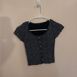 Brandy Melville navy and White Floral Short Sleeve Top